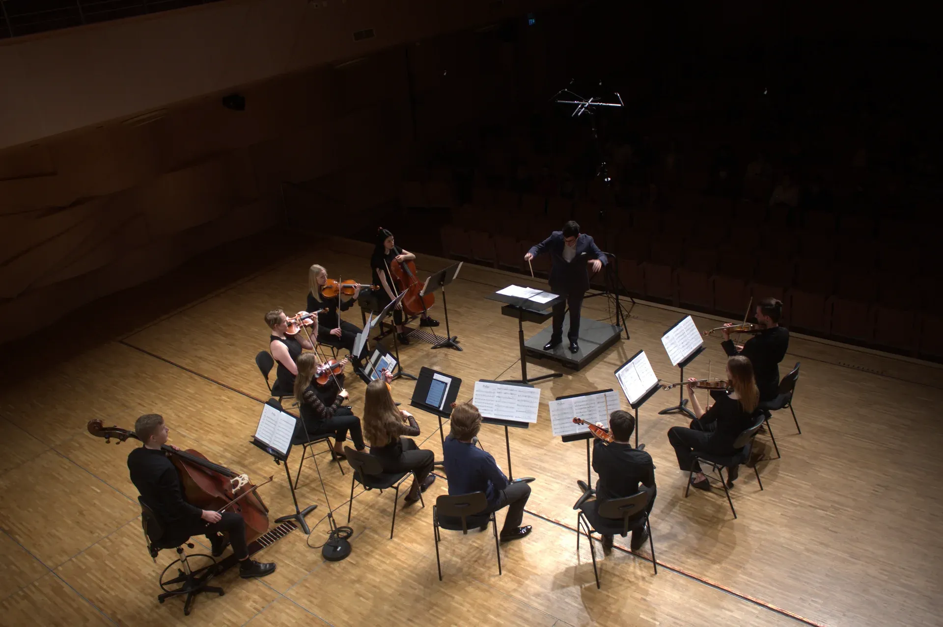 Eladio Aguilar at Kadriorg Art Museum concert